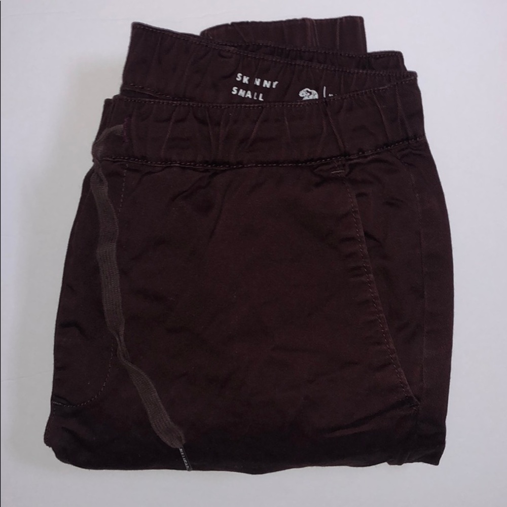 Bullhead joggers color burgundy